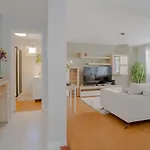 Family House ヴィラ *